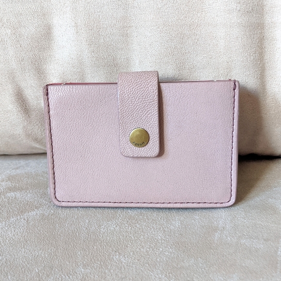 Fossil Handbags - Fossil Leather Multi-card Holder - EUC